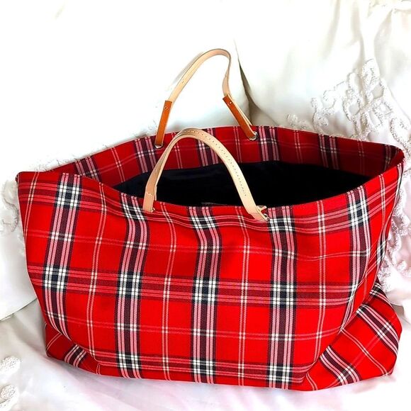 Red Canvas Inspired Plaid Tote  by  Lord and Taylor🎀 - Picture 7 of 16